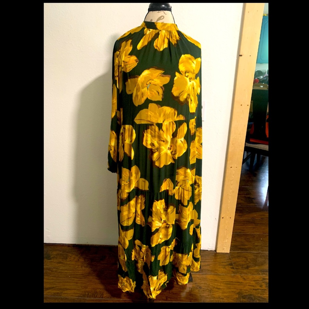 A New Day Long Sleeve size Large dress with pockets